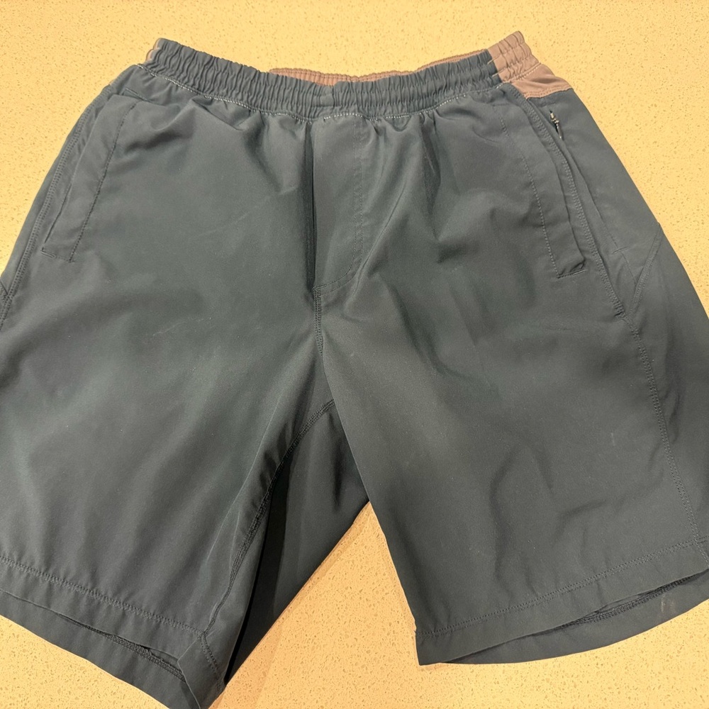 Birddogs Black Athletic Shorts Lightweight Elastic Waist - Large/Long 9 1/4”